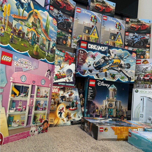 Legos - Picture 5 of 5